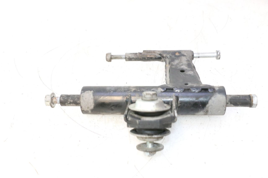photo de SUPORTE DO MOTOR PIAGGIO VESPA PRIMAVERA 2T 50 (2013 - 2018) - Pontos de fixação