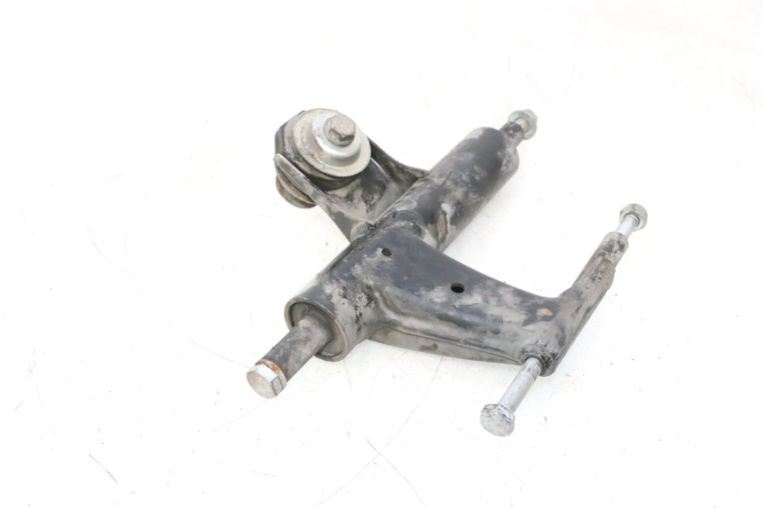 photo de SUPORTE DO MOTOR PIAGGIO VESPA PRIMAVERA 2T 50 (2013 - 2018) - Estado da superfície