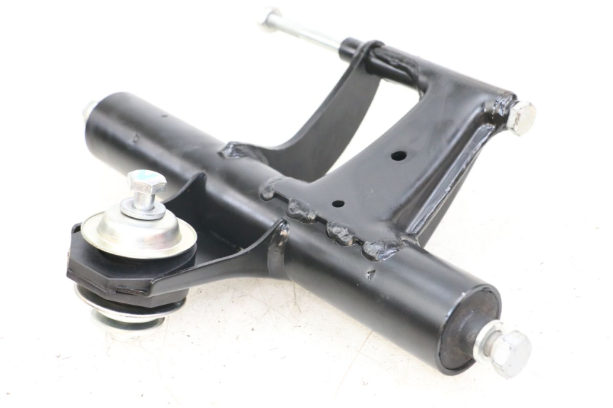 photo de SUPORTE DO MOTOR PIAGGIO VESPA PRIMAVERA 4T 50 (2021 - 2024) - Vista principal