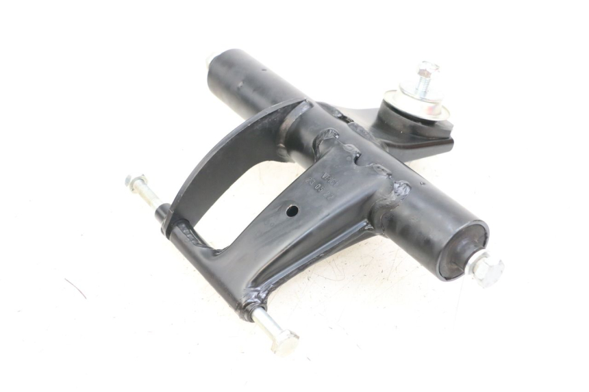 photo de SUPORTE DO MOTOR PIAGGIO VESPA PRIMAVERA 4T 50 (2021 - 2024) - Zoom do estado de desgaste