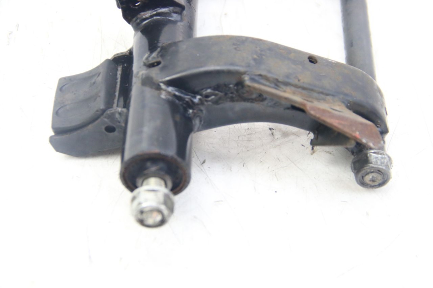 photo de SUPORTE DO MOTOR HONDA VISION NSC R 50 (2013 - 2015) - Detalhe da peça