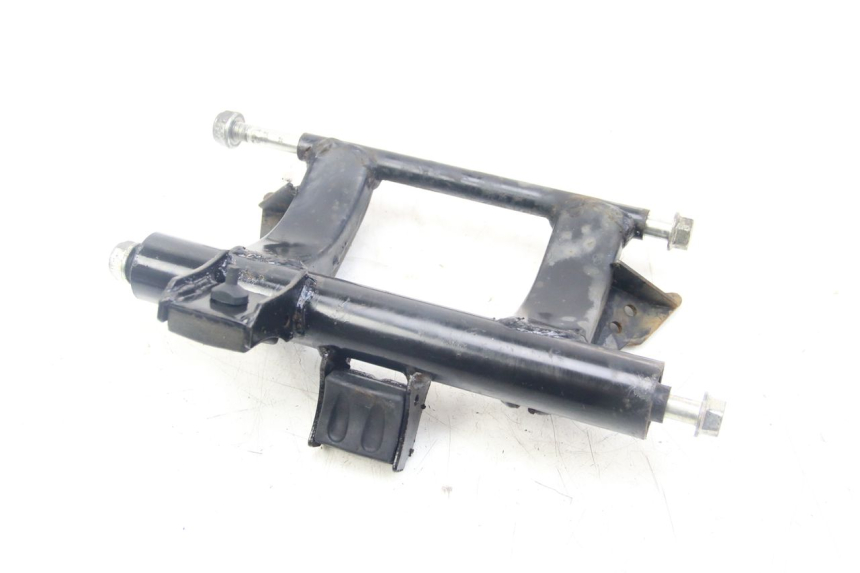 photo de SUPORTE DO MOTOR HONDA VISION NSC R 50 (2013 - 2015) - Outro ângulo de visão