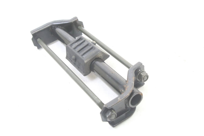 photo de SUPORTE DO MOTOR PEUGEOT VIVACITY NEW 2T 50 (2008 - 2017) - Outro ângulo de visão