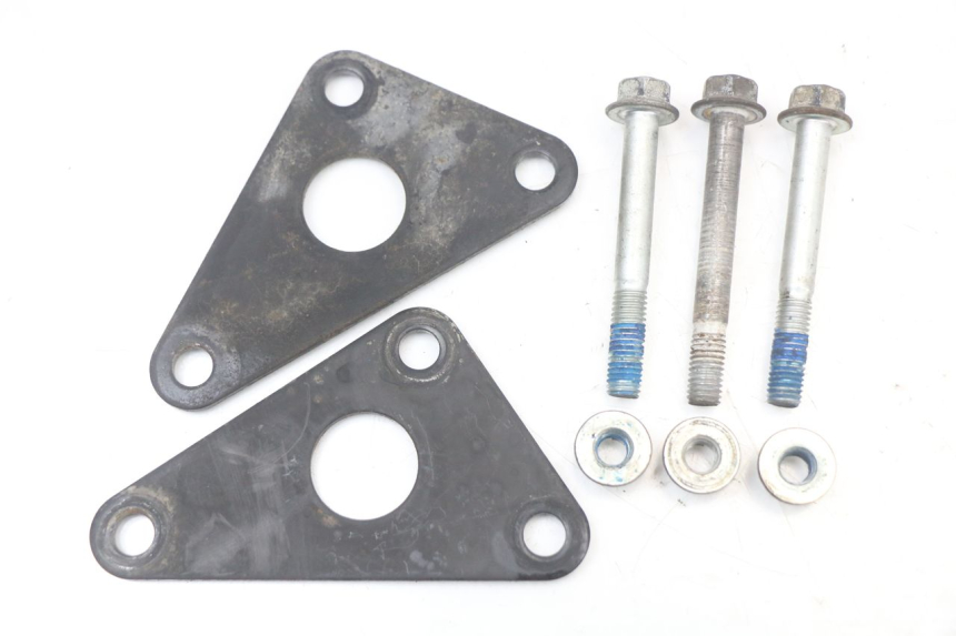 photo de SUPORTE DO MOTOR SUZUKI VL INTRUDER 125 (2004 - 2007) - Detalhe da peça