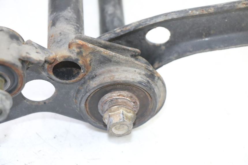 photo de SUPORTE DO MOTOR MBK WAAP 125 (2008 - 2013) - Detalhes característicos