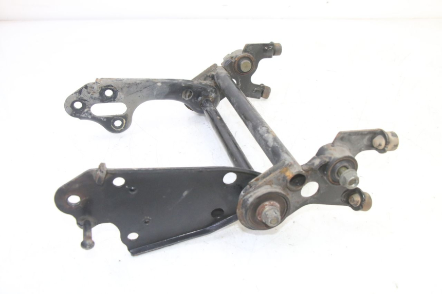 photo de SUPORTE DO MOTOR MBK WAAP 125 (2008 - 2013) - Pontos de fixação