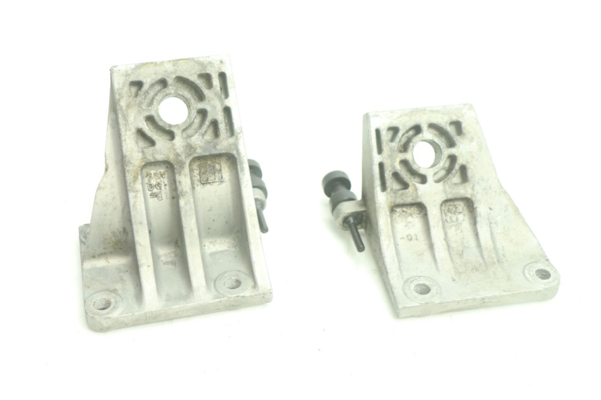 photo de SUPORTE DO MOTOR YAMAHA WAVE RUNNER GP R 1200 (2000 - 2003) - Zoom do estado de desgaste