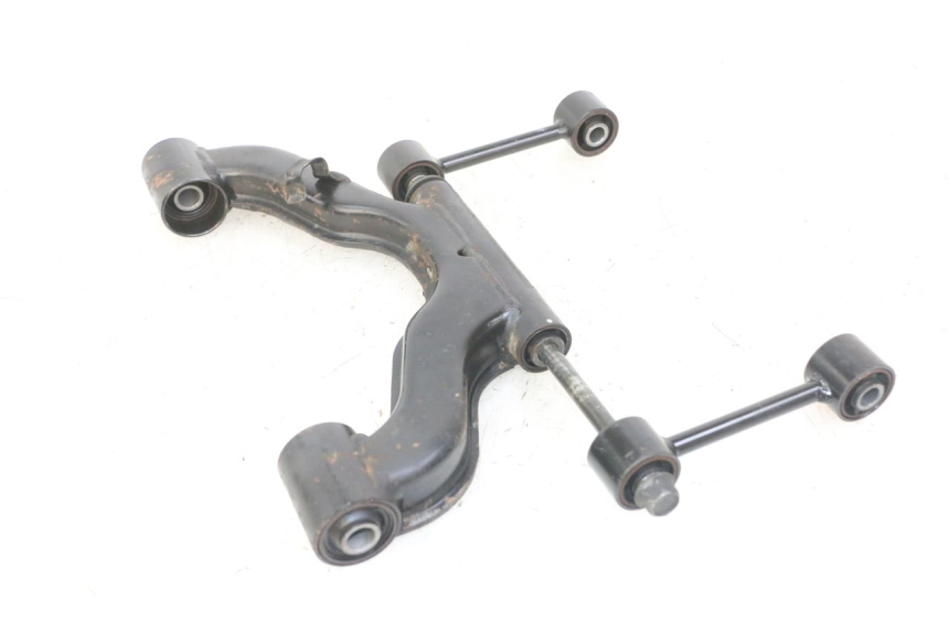 photo de SUPORTE DO MOTOR YAMAHA X-MAX XMAX 125 (2010 - 2013) - Pontos de fixação