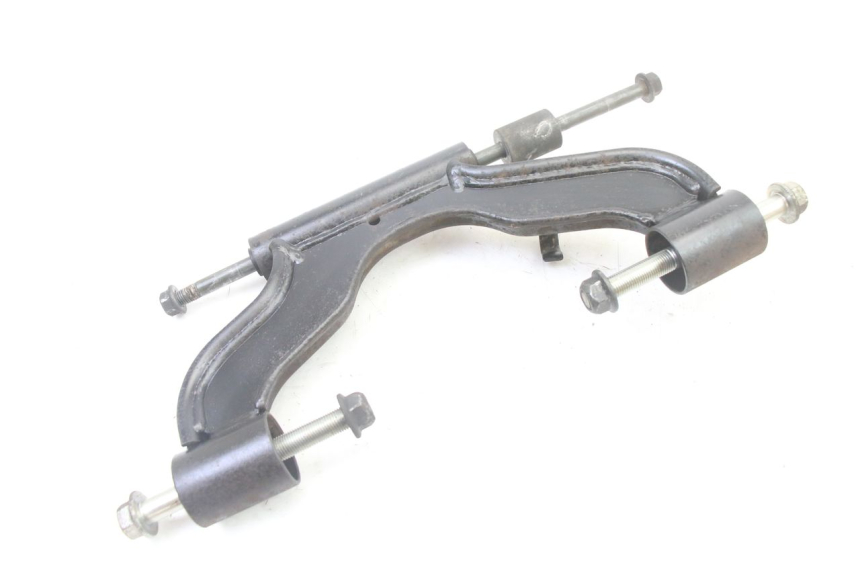 photo de SUPORTE DO MOTOR YAMAHA XMAX X-MAX 125 (2006 - 2009) - Zoom do estado de desgaste