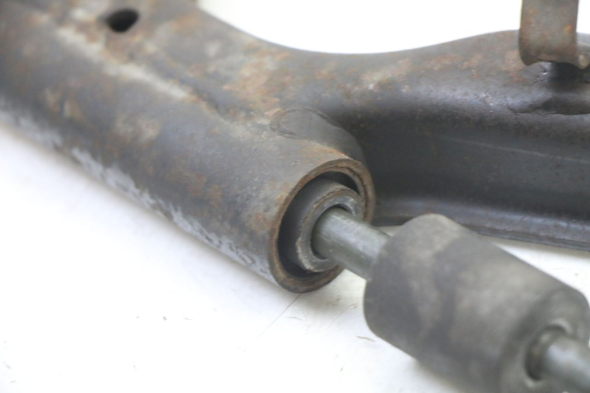 photo de SUPORTE DO MOTOR YAMAHA XMAX X-MAX 125 (2006 - 2009) - Ampliação técnica