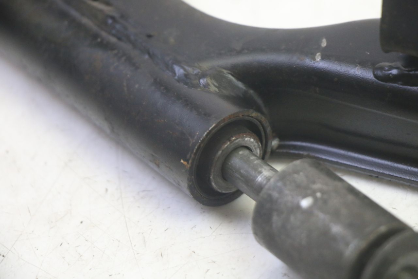 photo de SUPORTE DO MOTOR YAMAHA XMAX X-MAX 125 (2006 - 2009) - Pontos de fixação