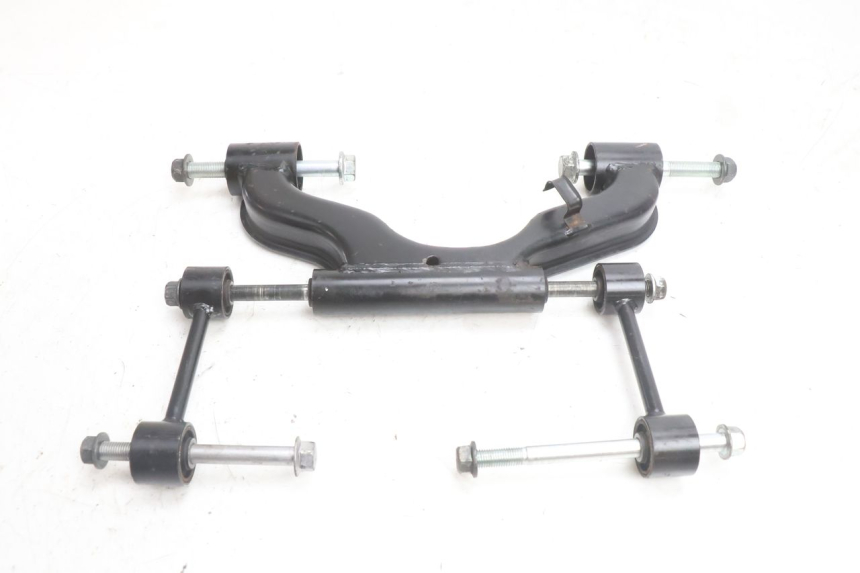 photo de SUPORTE DO MOTOR YAMAHA X-MAX XMAX 125 (2010 - 2013) - Vista principal