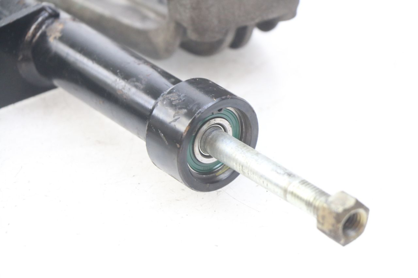 photo de SUPORTE DO MOTOR PIAGGIO X9 EVOLUTION 500 (2003 - 2005) - Outro ângulo de visão