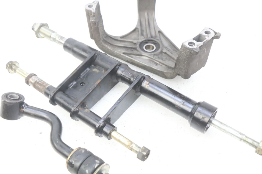 photo de SUPORTE DO MOTOR PIAGGIO X9 EVOLUTION 500 (2003 - 2005) - Ampliação técnica