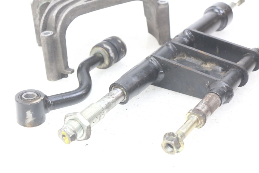 photo de SUPORTE DO MOTOR PIAGGIO X9 EVOLUTION 500 (2003 - 2005) - Peça verificada