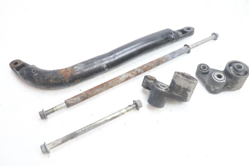 photo de SUPORTE DO MOTOR YAMAHA XJR 1300 (1998 - 2002) - Detalhe da peça