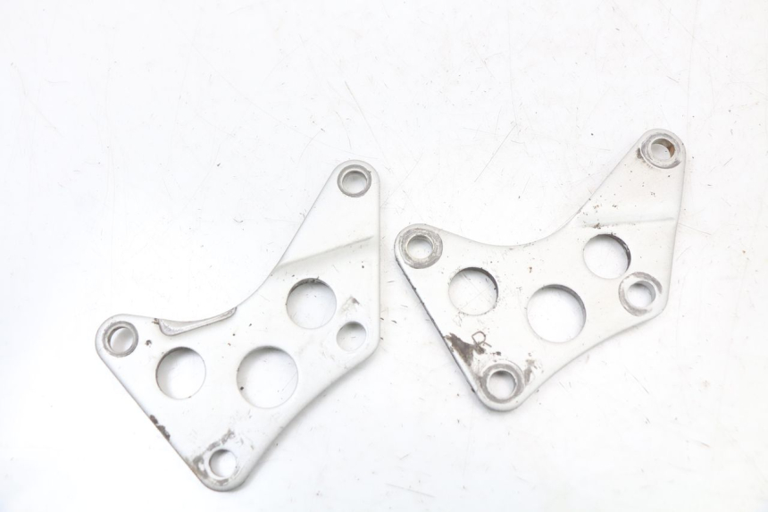 photo de SUPORTE DO MOTOR YAMAHA XJS DIVERSION 600 (1997 - 1999) - Detalhe da peça