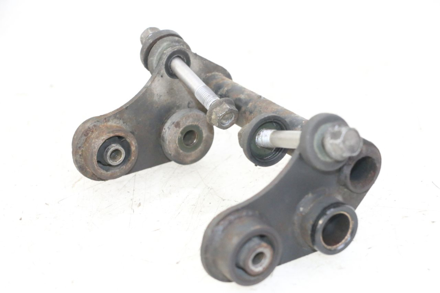photo de SUPORTE DO MOTOR YAMAHA FZS FAZER 600 (2001 - 2003) - Pontos de fixação