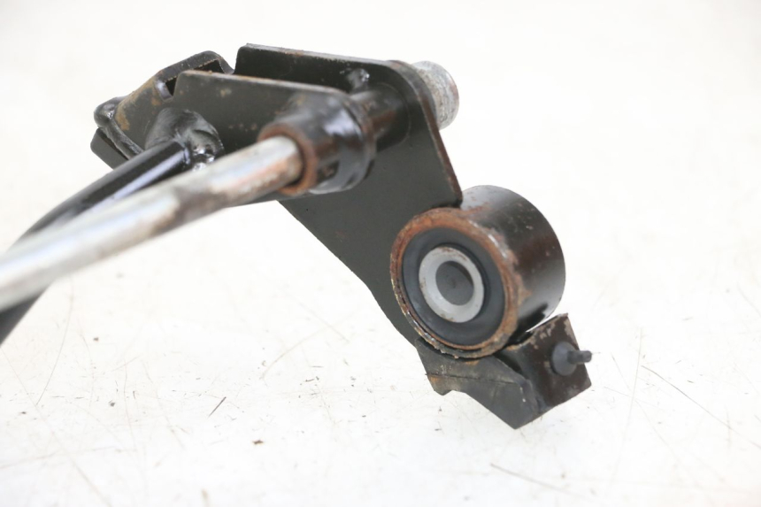 photo de SUPORTE DO MOTOR YAMAHA NEOS NEO'S 4T 50 (2008 - 2016) - Outro ângulo de visão