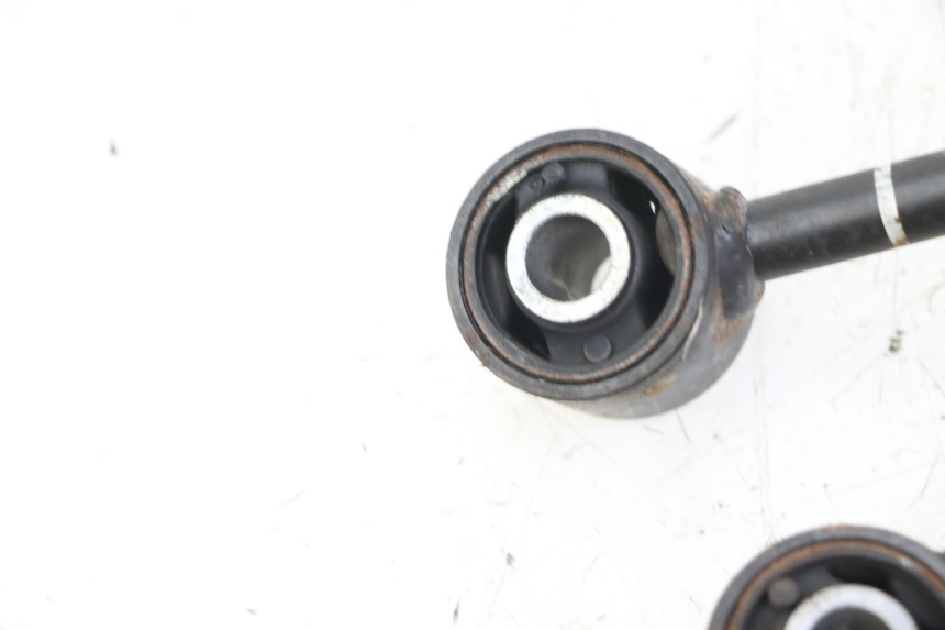 photo de SUPORTE DO MOTOR YAMAHA X-MAX XMAX ABS 250 (2010 - 2014) - Peça verificada