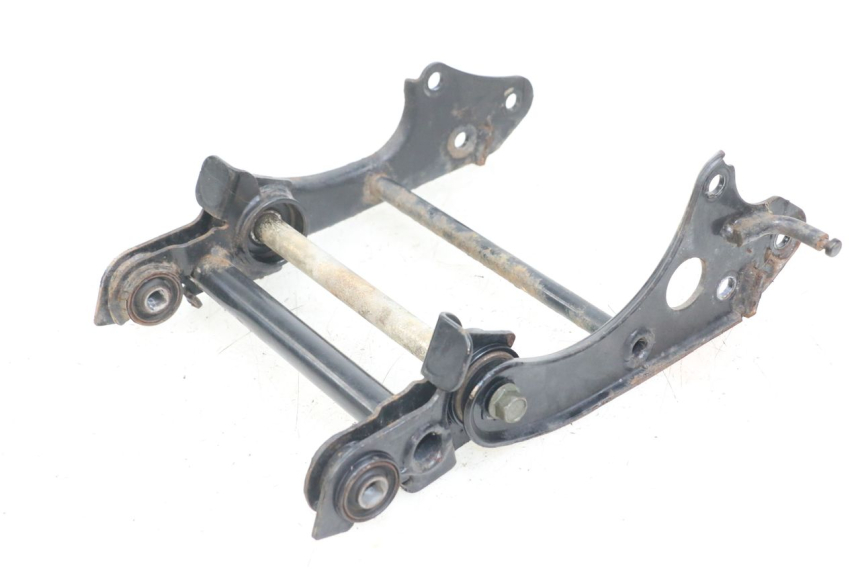 photo de SUPORTE DO MOTOR YAMAHA YP MAJESTY 125 (2002 - 2006) - Detalhe da peça