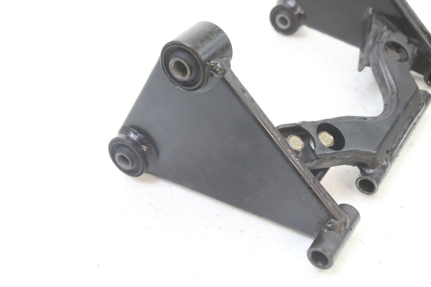 photo de SUPORTE DO MOTOR YAMAHA YP X-MAX XMAX 400 (2014 - 2017) - Pontos de fixação