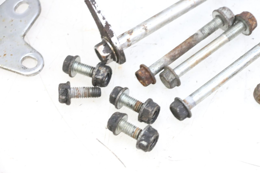 photo de SUPORTE DO MOTOR KYMCO ZING 125 (1997 - 2003) - Estado da superfície