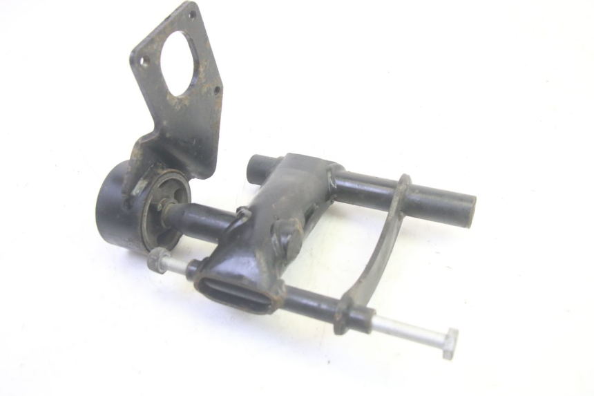photo de SUPORTE DO MOTOR PIAGGIO ZIP 4T 50 (2018 - 2020) - Detalhe da peça