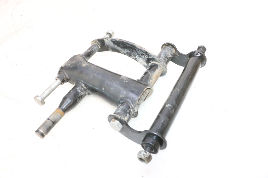 photo de SUPORTE DO MOTOR PIAGGIO ZIP 4T 50 (2018 - 2020) - Zoom do estado de desgaste
