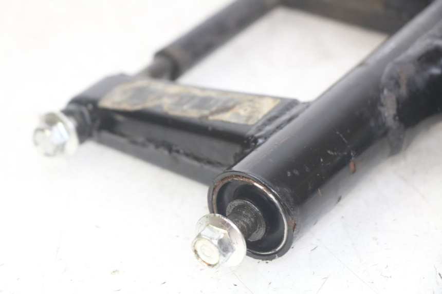 photo de SUPORTE DO MOTOR UNIVERSAL BIKE ZN50QT-11B 50 (2018 - 2021) - Ampliação técnica
