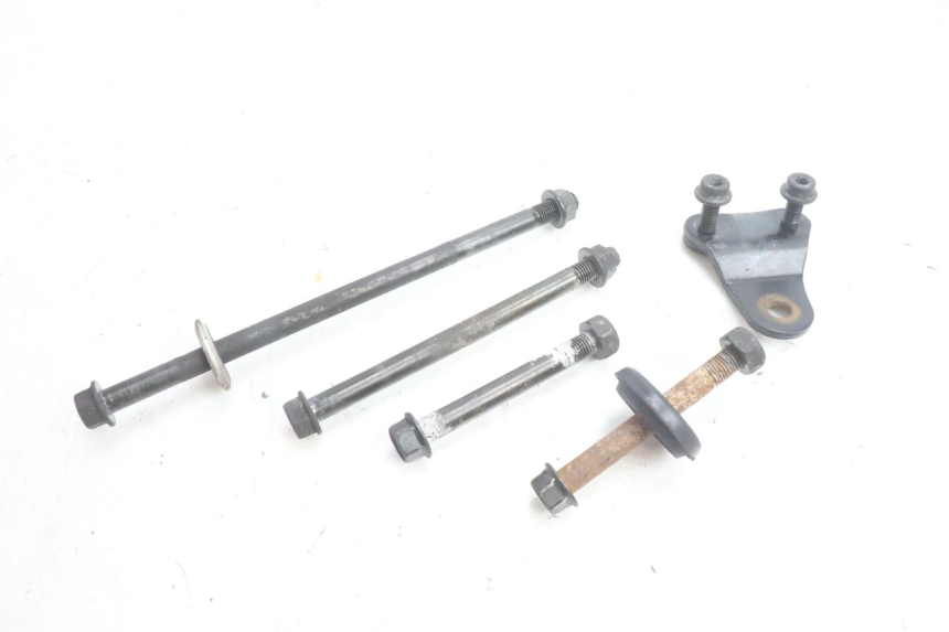 photo de SUPORTE DO MOTOR KAWASAKI ZZR 600 (1995 - 2004) - Vista principal