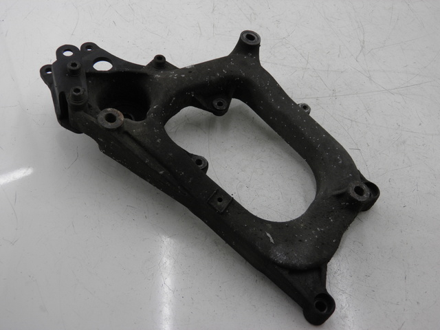 photo de SUPORTE DE ESCAPE PIAGGIO MP3 RL 125 (2006 - 2014) - Vista principal