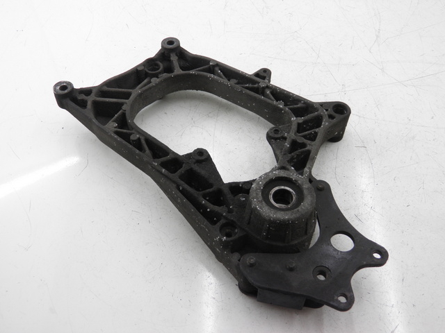 photo de SUPORTE DE ESCAPE PIAGGIO MP3 RL 125 (2006 - 2014) - Detalhe da peça