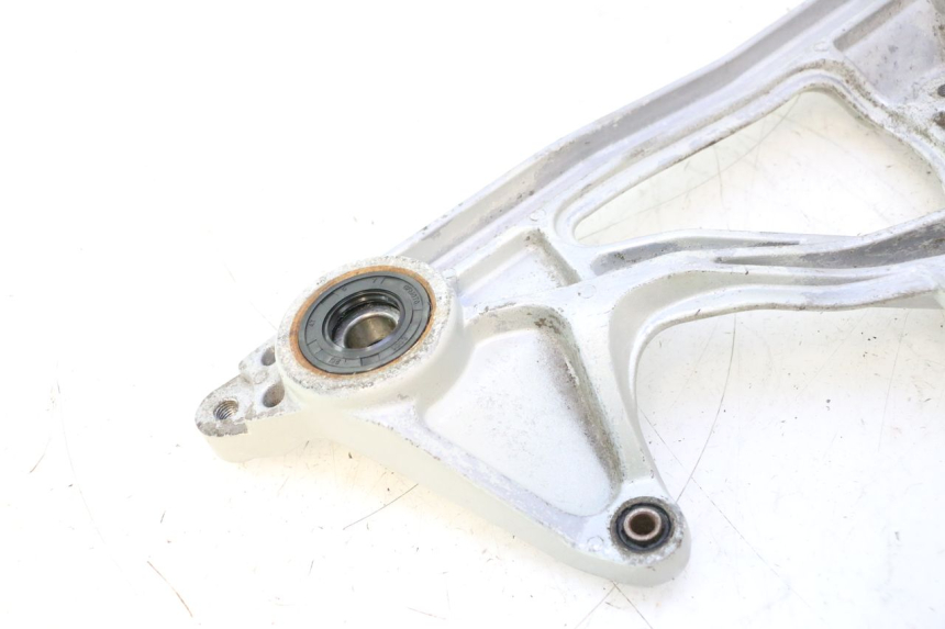 photo de SUPORTE PARA POTE CF MOTO E-CHARM 125 (2005 - 2008) - Detalhe da peça