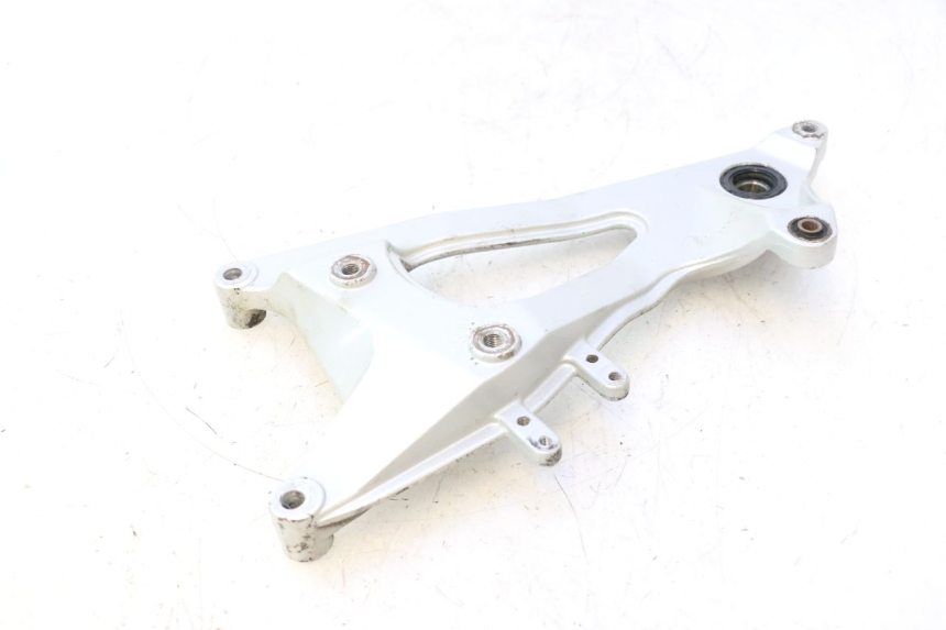 photo de SUPORTE PARA POTE CF MOTO E-CHARM 125 (2005 - 2008) - Pontos de fixação