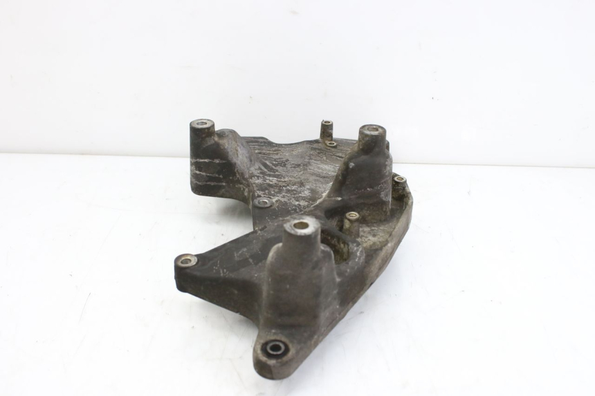 photo de SUPORTE DE ESCAPE HONDA FES S-WING SWING ABS 125 (2007 - 2015) - Zoom do estado de desgaste