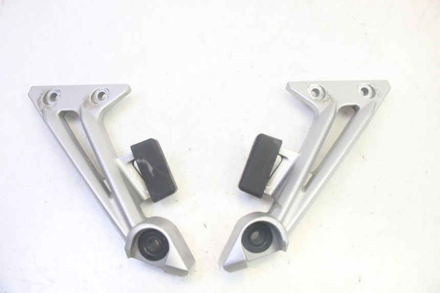 photo de SUPORTE DE ESCAPE YAMAHA FJR ABS 1300 (2006 - 2012) - Vista principal
