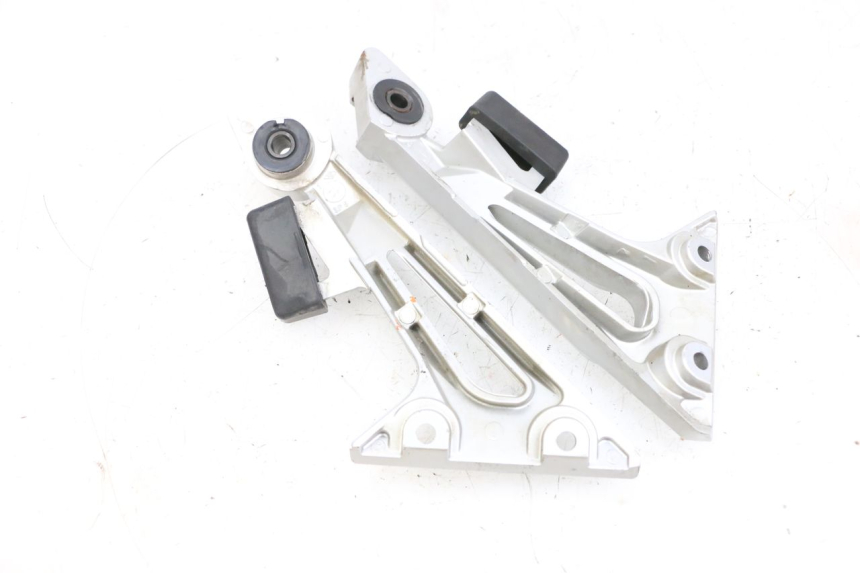 photo de SUPORTE DE ESCAPE YAMAHA FJR ABS 1300 (2006 - 2012) - Zoom do estado de desgaste