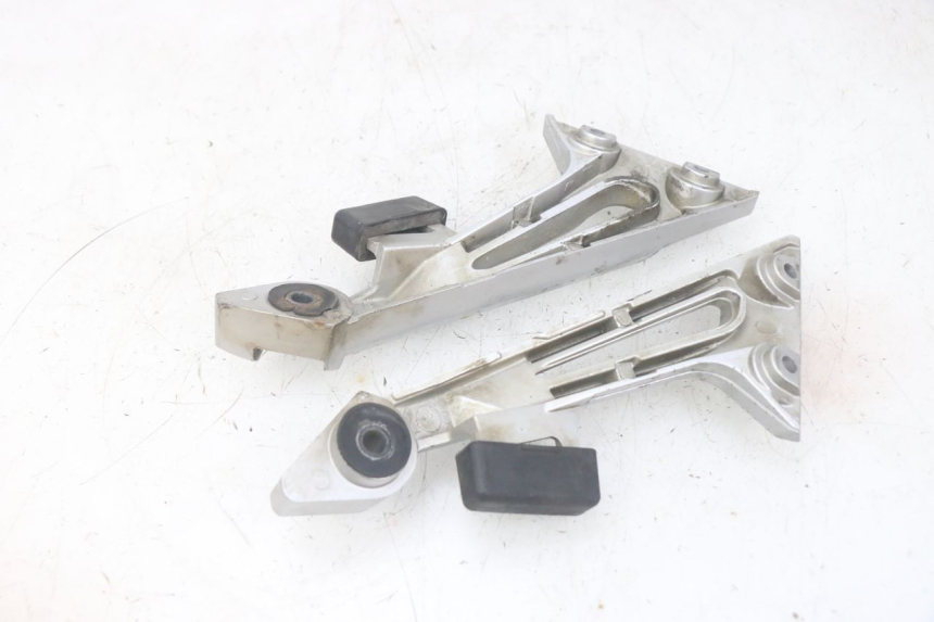 photo de SUPORTE DE ESCAPE YAMAHA FJR ABS 1300 (2006 - 2012) - Detalhe da peça