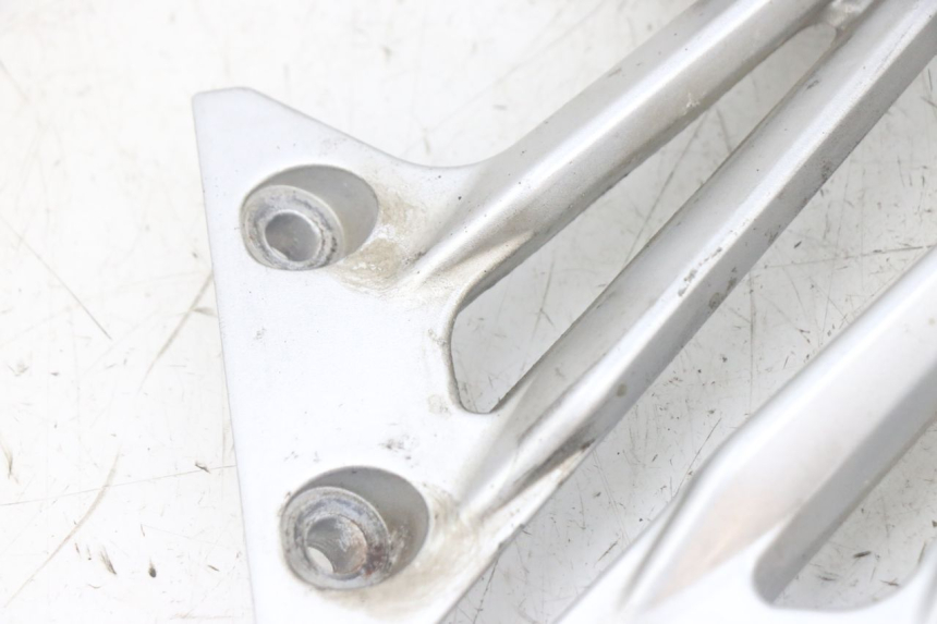 photo de SUPORTE DE ESCAPE YAMAHA FJR ABS 1300 (2006 - 2012) - Ampliação técnica