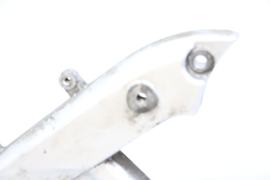 photo de SUPORTE DE ESCAPE MBK FLAME X 125 (2007 - 2016) - Estado da superfície