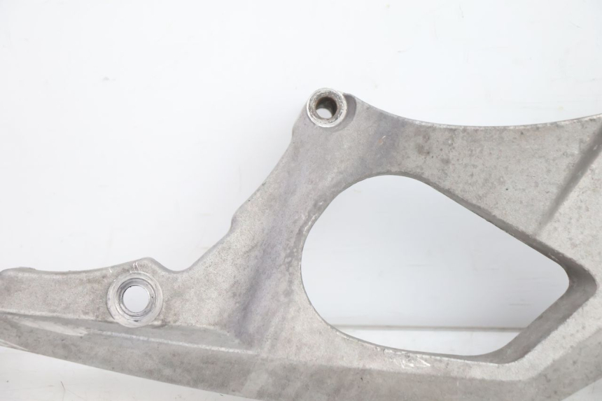 photo de SUPORTE PARA CANECA GILERA GP 800 (2007 - 2013) - Zoom do estado de desgaste