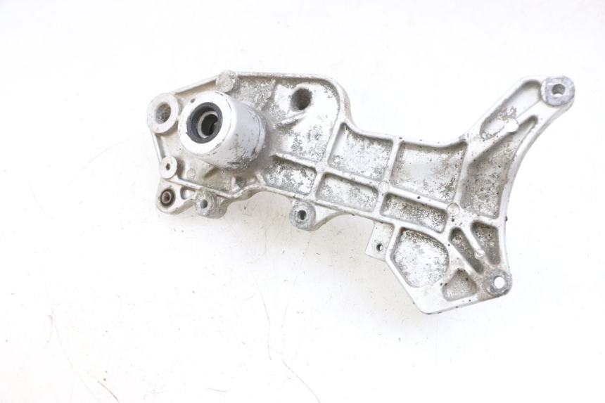 photo de SUPORTE DE ESCAPE SYM GTS EVO 125 (2009 - 2013) - Detalhe da peça