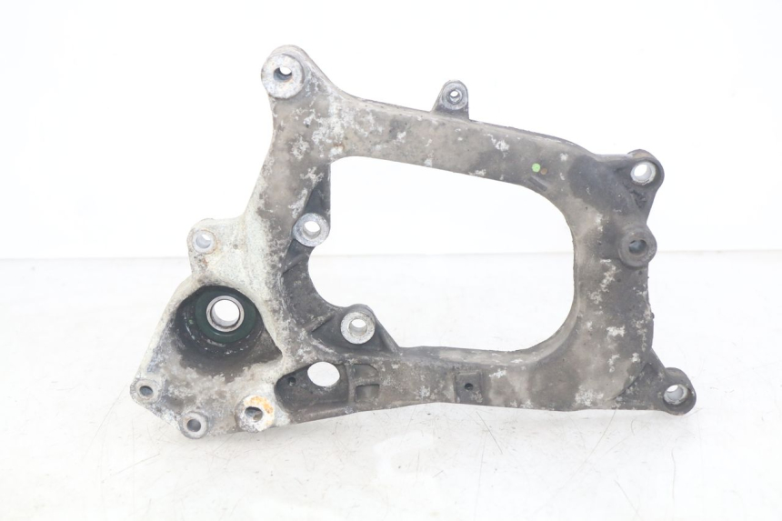 photo de SUPORTE DE ESCAPE PIAGGIO MP3 RL 250 (2006 - 2010) - Vista principal