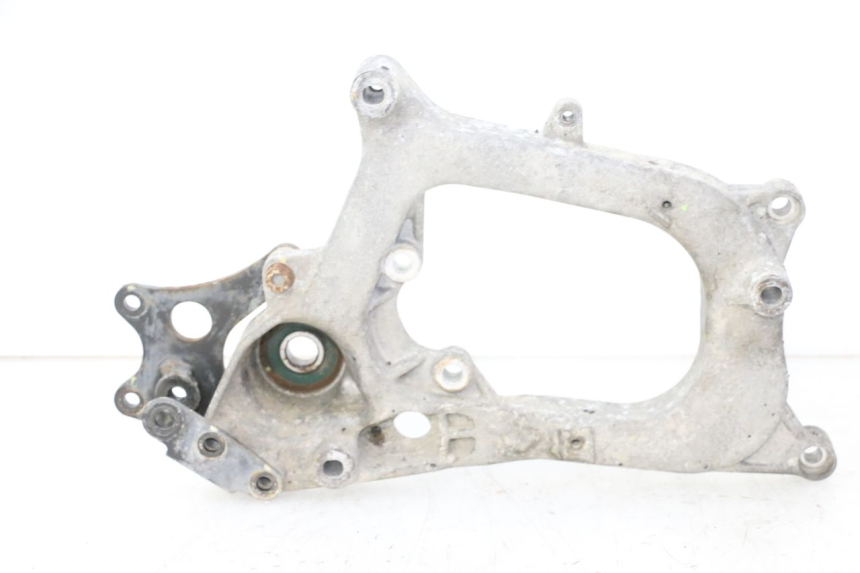 photo de SUPORTE DE ESCAPE PIAGGIO MP3 RL 250 (2006 - 2010) - Vista principal