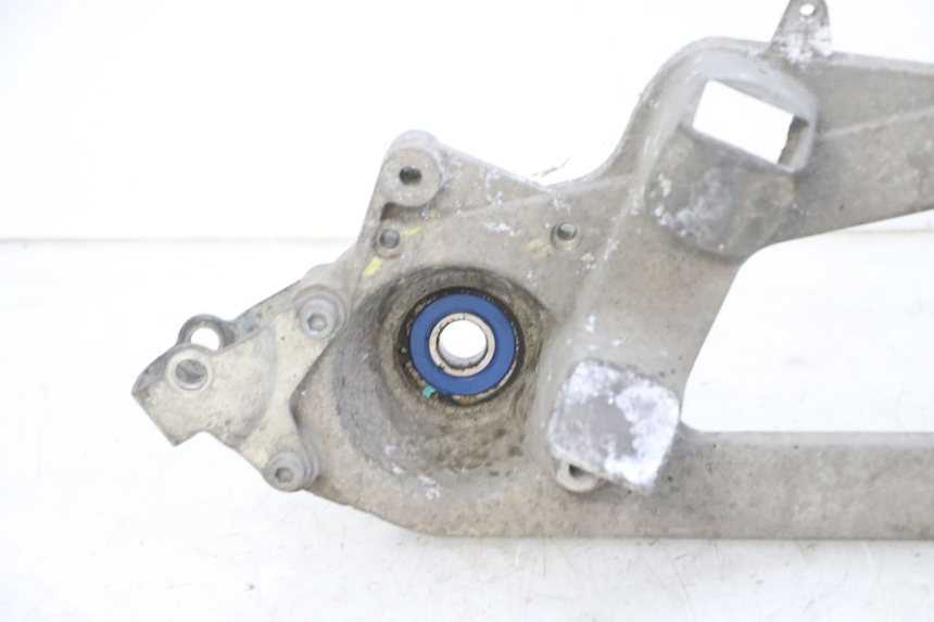 photo de SUPORTE DE ESCAPE PIAGGIO MP3 500 (2016 - 2018) - Ampliação técnica