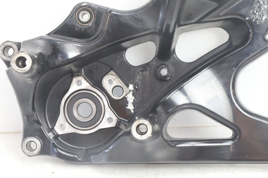 photo de SUPORTE PARA POTE YAMAHA N-MAX NMAX 125 (2021 - 2024) - Detalhe da peça