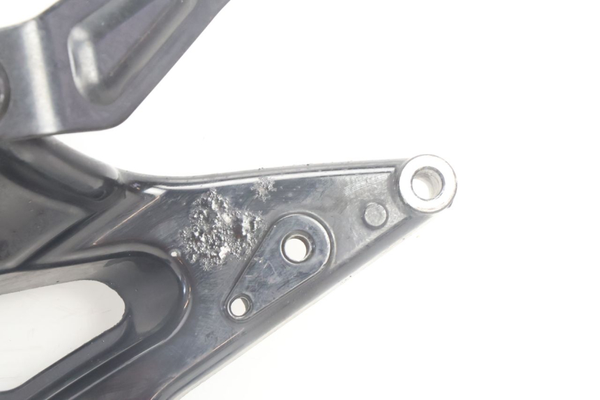 photo de SUPORTE PARA POTE YAMAHA N-MAX NMAX 125 (2021 - 2024) - Outro ângulo de visão
