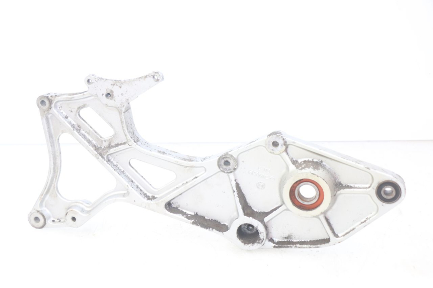 photo de SUPORTE DE ESCAPE KYMCO PEOPLE 250 (2004 - 2008) - Zoom do estado de desgaste