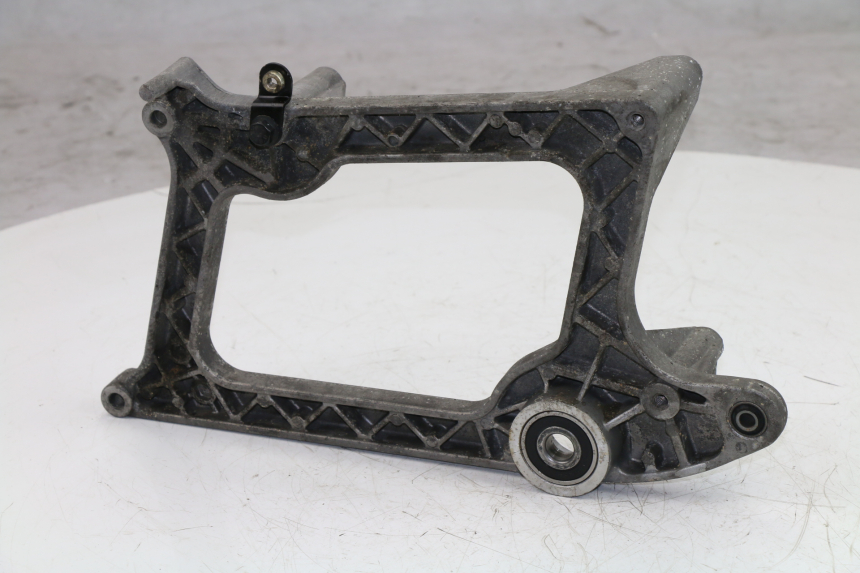 photo de SUPORTE DE ESCAPE PEUGEOT CITYSTAR 125 (2011 - 2017) - Detalhe da peça